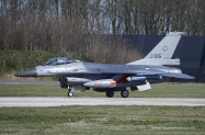 12 F-16AM_J-015