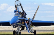 Blue_Angels_Crew_3499