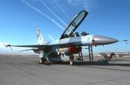 26 F-16D_91-0467_WA_10-2000_1024
