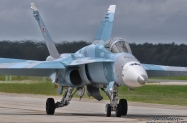 F-18C_164644_KNTU_23September2011_KenMiddleton_4x6_web_DSC_5245_NIK_PR
