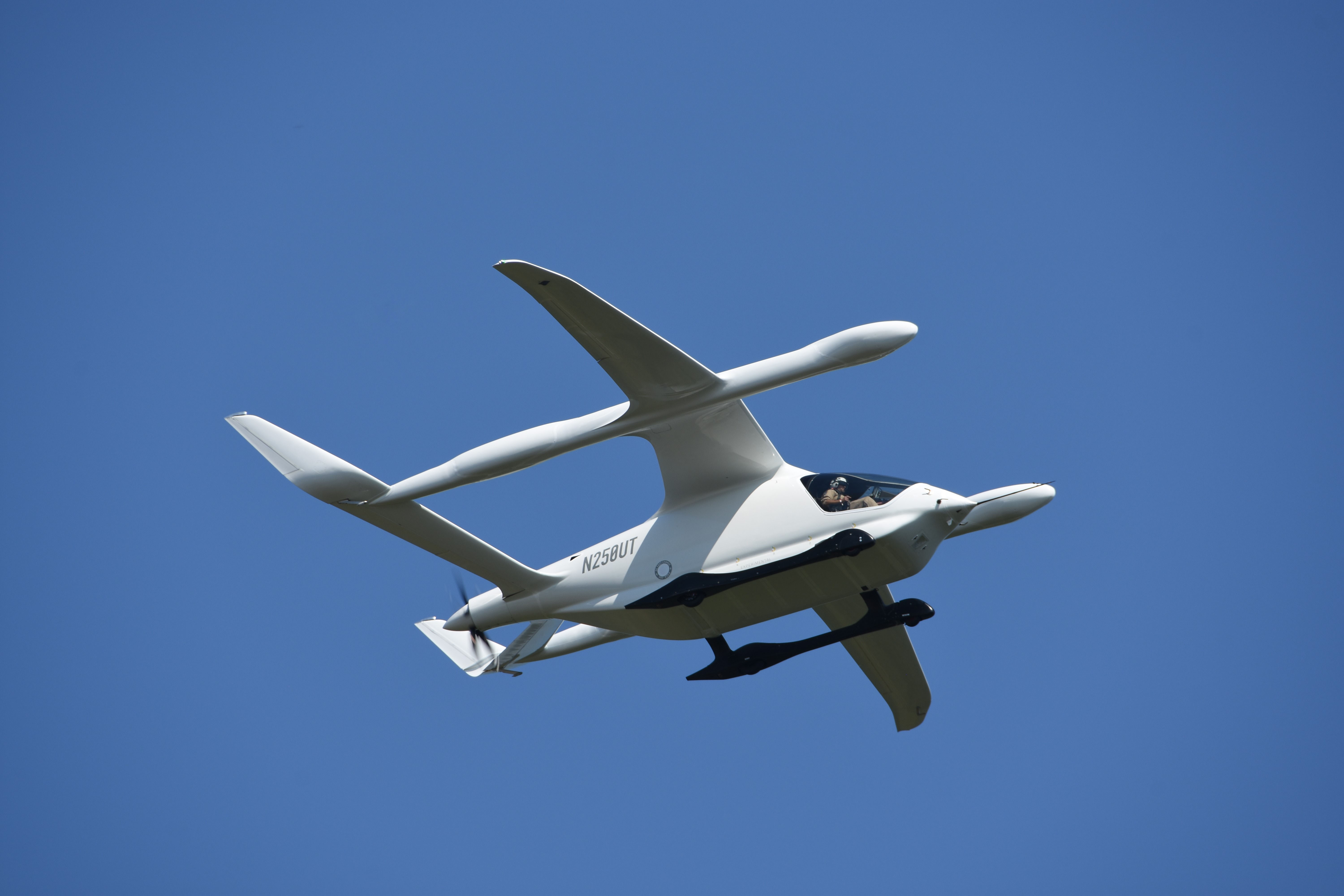 ALIA-CX300-CTOL-cover1