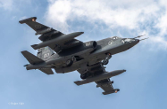 1_Su-25-Landing