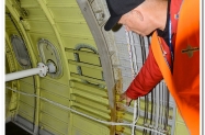 Coulson staff show us the reinforced structure carrying the external tanks