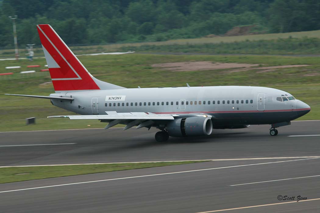 USN_737-600_KBAF_0293