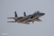 F-15D-low-approach-1-m
