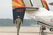 Ground_Crew1