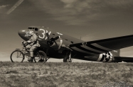 DC-3_N47TB_KOXC_20190518_KenMiddleton_4x6_web_DSC_5161_SEPIA_PR
