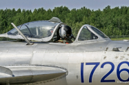 PR_Duluth_MiG_Close