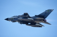 32 Tornado GR.4_9 Sq_AK_ZA601_4-2001