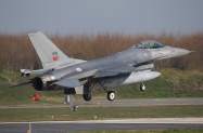 61 Portugal_F-16AM_15110
