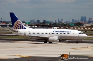 Continental-Airlines-B-737-200