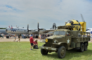 OSH-25-Fat-Man-and-B29