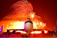 OSH-25-Wed-fireworks-finale