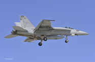 FA-18E_165860_3