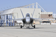 FA-18F_165920_3