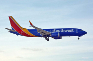 B-737-MAX-8
