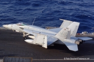 76 FA-18E_166828_VFA-136_AB310_USS Enterprise_CVN-65_2