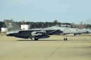 F-14B_161435_AA110_13-12-2004_Oceana_01_1024_Fi
