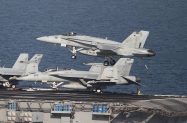 57 FA-18C_164671_AJ307_VFA-15_CVN-77