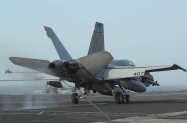 60 FA-18C_165173_NH407_VFA-86_CVN-68