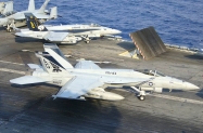 70 FA-18E_166609_AG101_VFA-143_CVN-69
