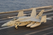 83 FA-18E_166786_AJ112_VFA-31_CVN-77_2