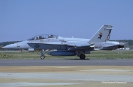 104 FA-18D_163464_VFA-106_3-2000_NAS Oceana