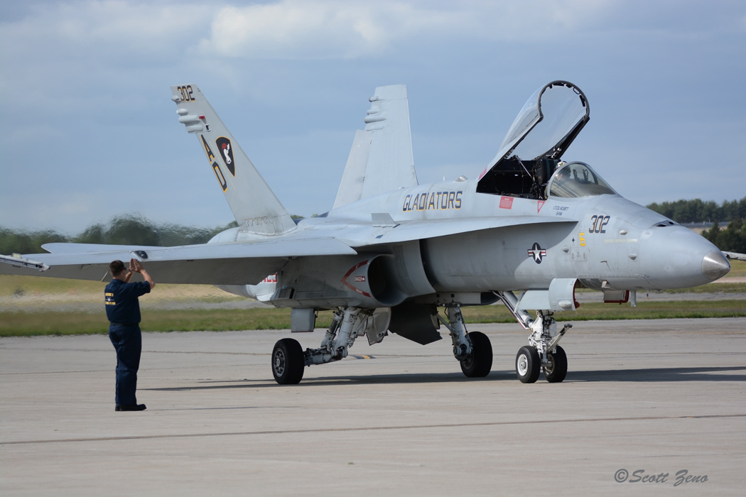 Quonset_VFA-106_F-18_3308