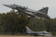 Hungary_101sq_JAS39_3